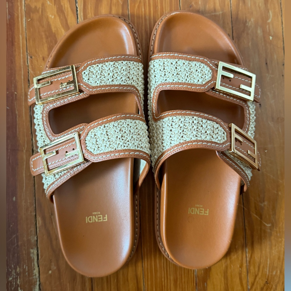 Fendi Raffia Slides - Picture 8 of 8
